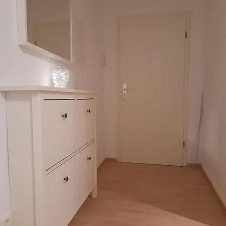 Zwei-zimmer In Wiesbadens Westend Apartment