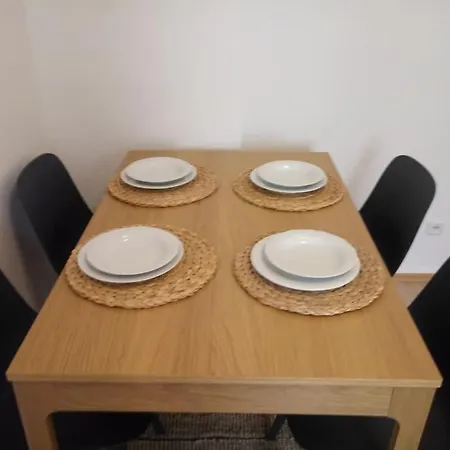 Apartmán Zwei-zimmer In Wiesbadens Westend