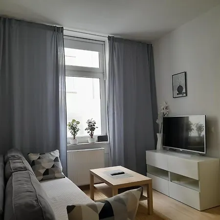 Zwei-zimmer In Wiesbadens Westend *