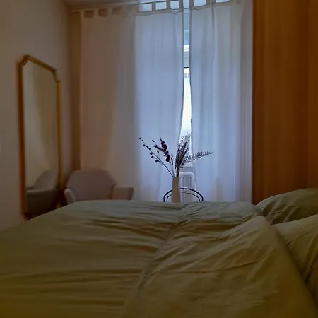 Apartament Zwei-zimmer In Wiesbadens Westend Wiesbaden